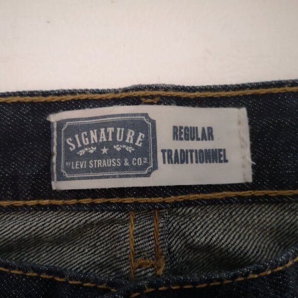 Signature by Levi Strauss Men's Size 40/30 Dark Wash Straight Leg Jeans - Picture 4 of 13